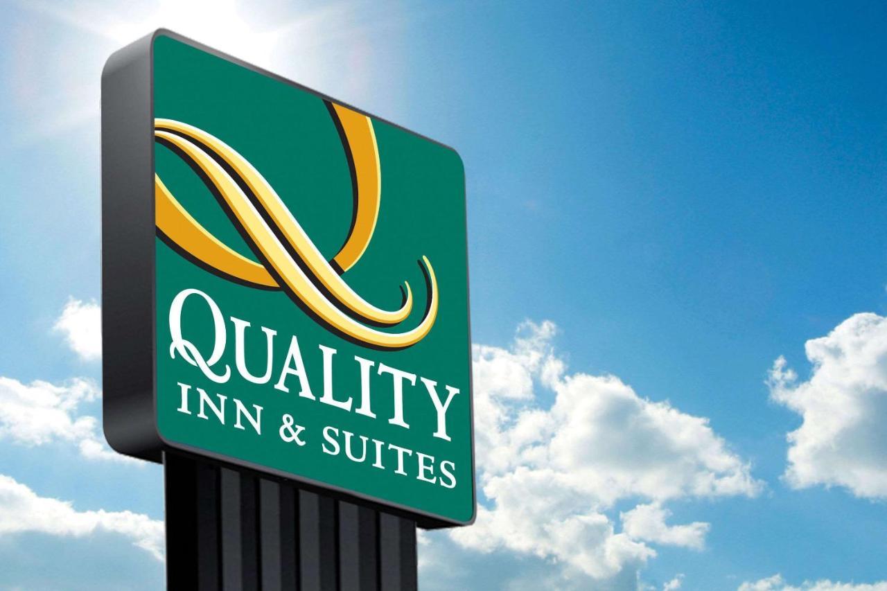 Quality Inn & Suites Ardmore Bagian luar foto