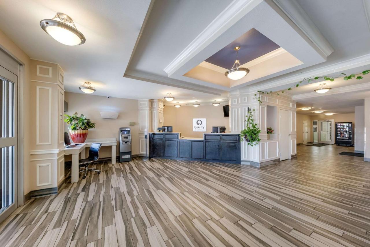 Quality Inn & Suites Ardmore Bagian luar foto